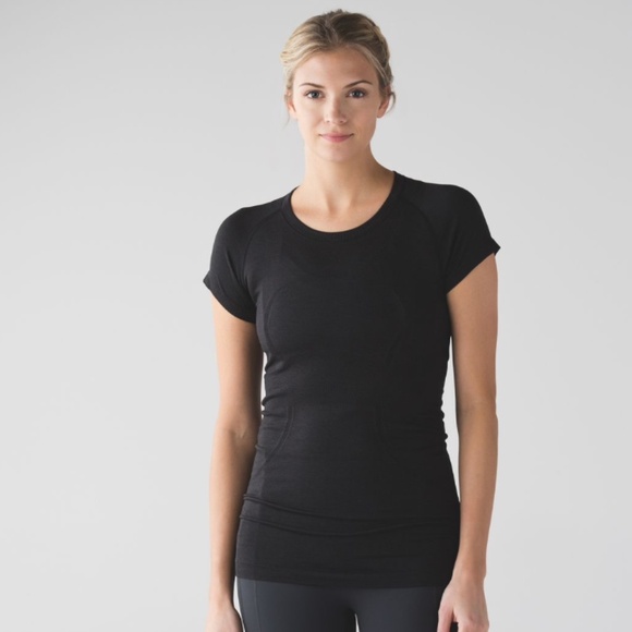 Lululemon Swiftly Tech Short Sleeve Crew in Size 10 - Picture 1 of 4